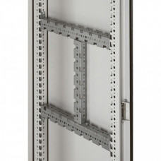 Перфорированный траверс многофункциональный - для шкафов Altis шириной/высотой/глубиной 500 мм | 048025 | Legrand