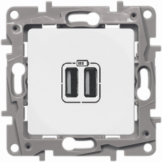 Etika Белый Розетка USB 2-ая 240В/5В 2400мА | 672294 | Legrand